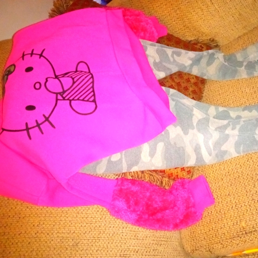 Hello kitty sweat suit long jogging pants girls size 8/10
